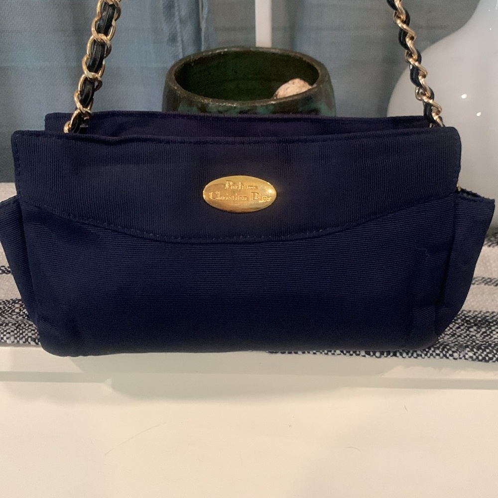 Christian Dior perfume bag including unbranded chain - Picture 2 of 12